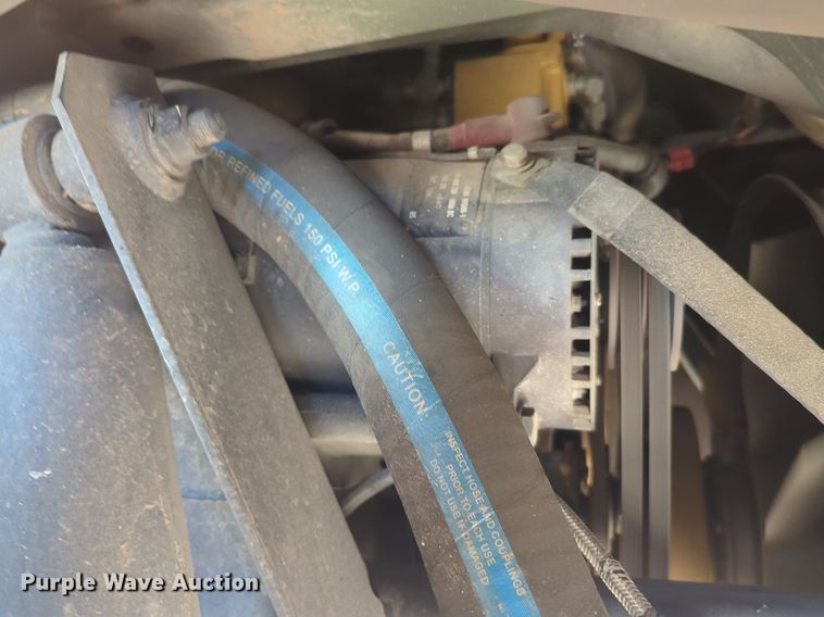 image for item NZ9377 1997 Stewart Stevenson M1078 tank truck