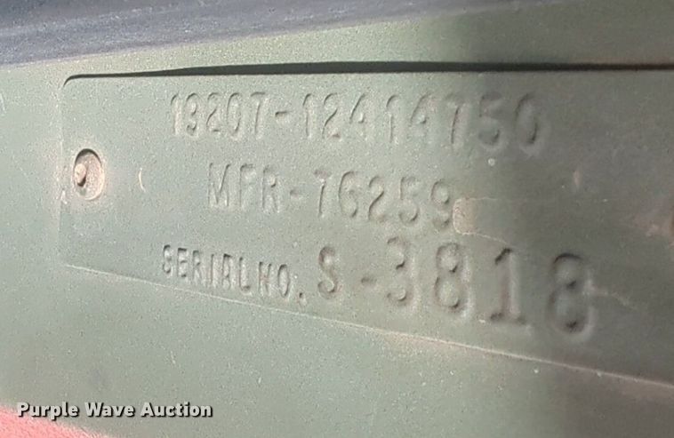 image for item NZ9377 1997 Stewart Stevenson M1078 tank truck