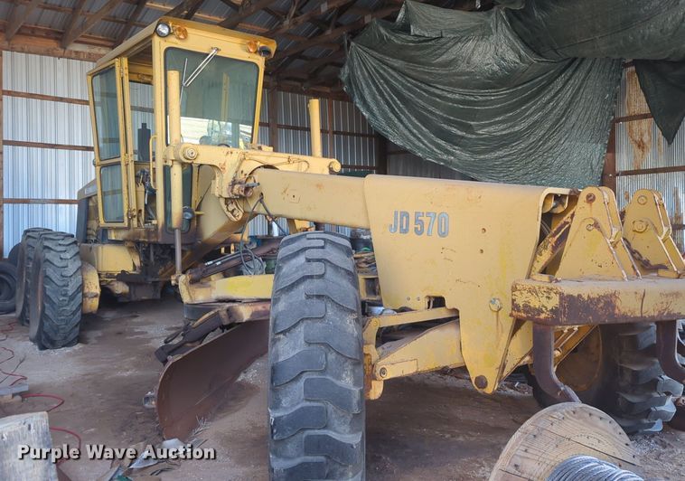 image for item NZ9378 John Deere  570 motor grader