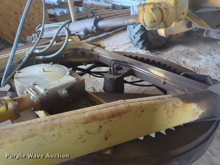 image for item NZ9378 John Deere  570 motor grader