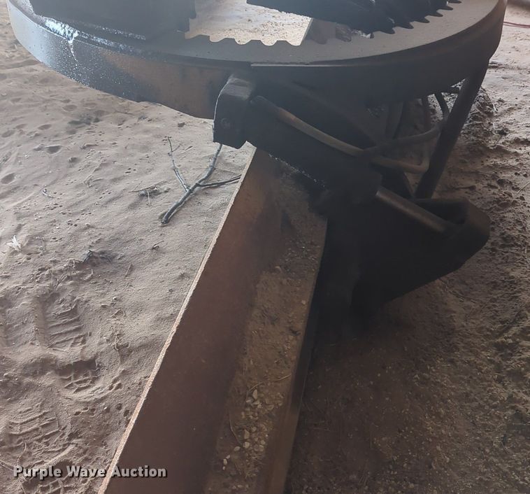 image for item NZ9378 John Deere  570 motor grader