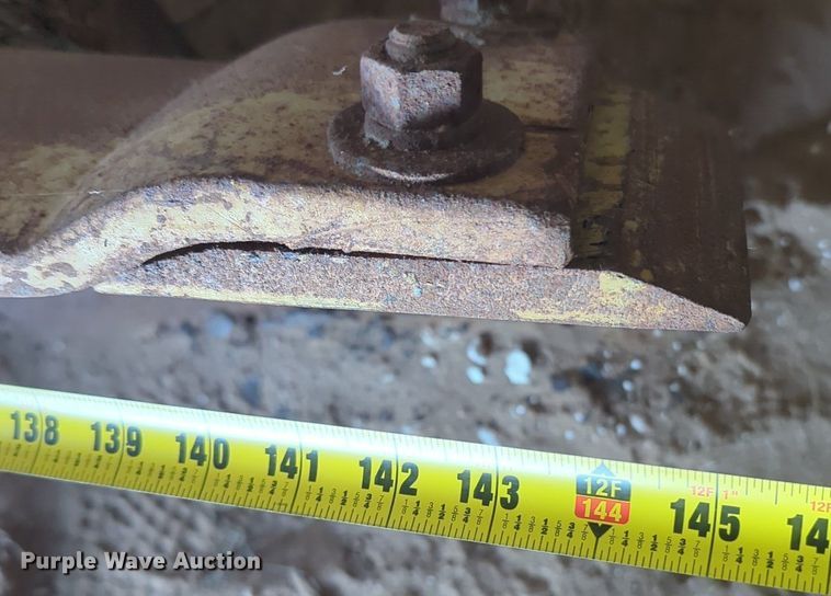 image for item NZ9378 John Deere  570 motor grader