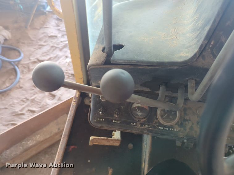 image for item NZ9378 John Deere  570 motor grader