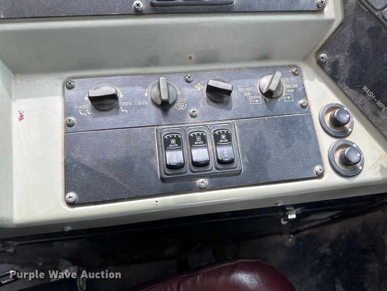 image for item OA9643 2003 Blue Bird school bus