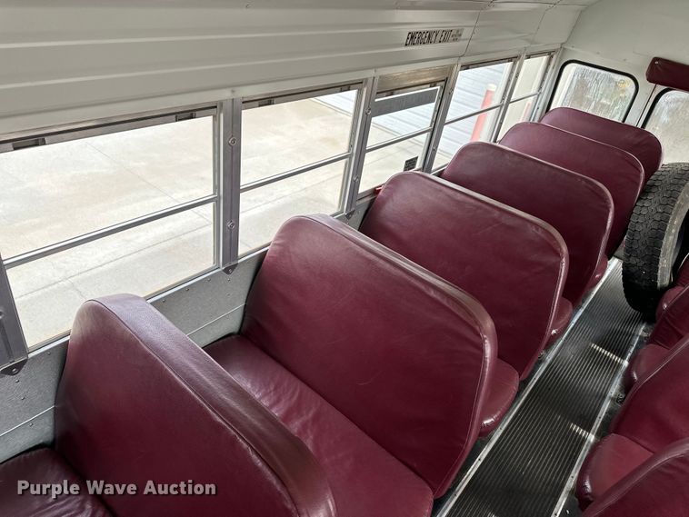 image for item OA9643 2003 Blue Bird school bus