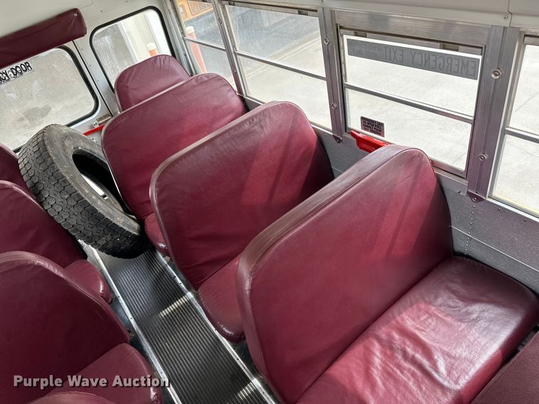 image for item OA9643 2003 Blue Bird school bus