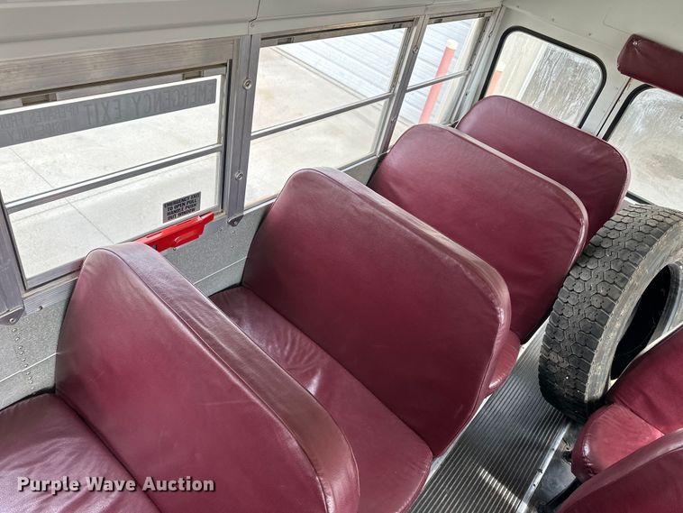 image for item OA9643 2003 Blue Bird school bus