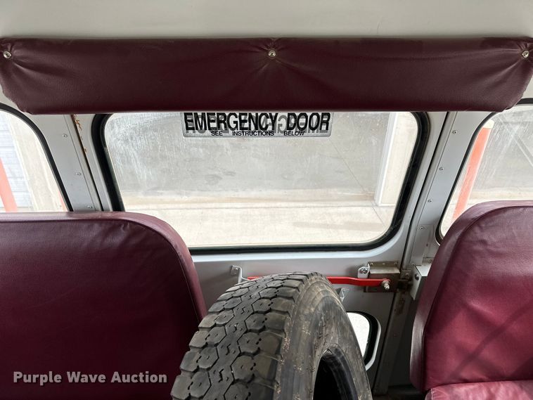 image for item OA9643 2003 Blue Bird school bus