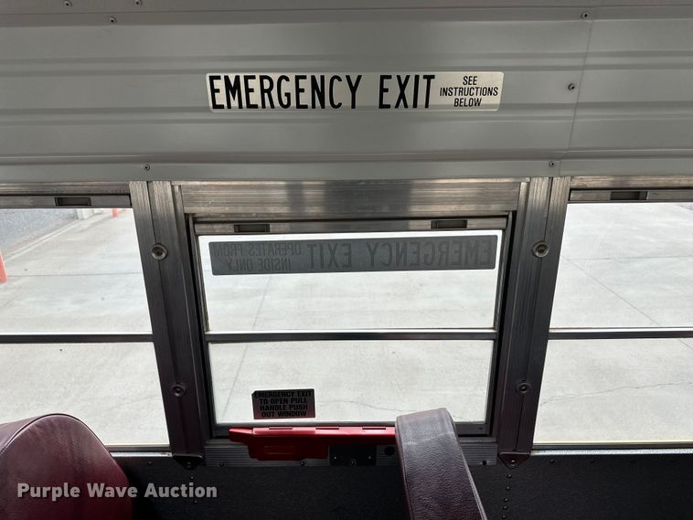 image for item OA9643 2003 Blue Bird school bus