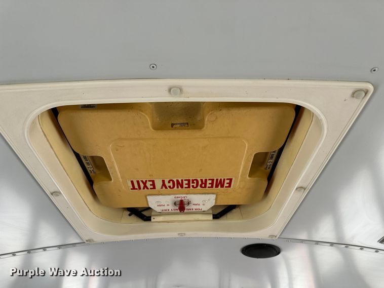 image for item OA9643 2003 Blue Bird school bus