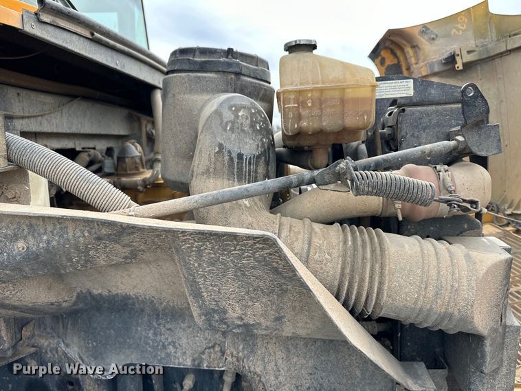 image for item OA9643 2003 Blue Bird school bus