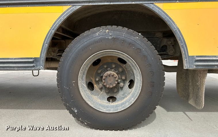 image for item OA9643 2003 Blue Bird school bus