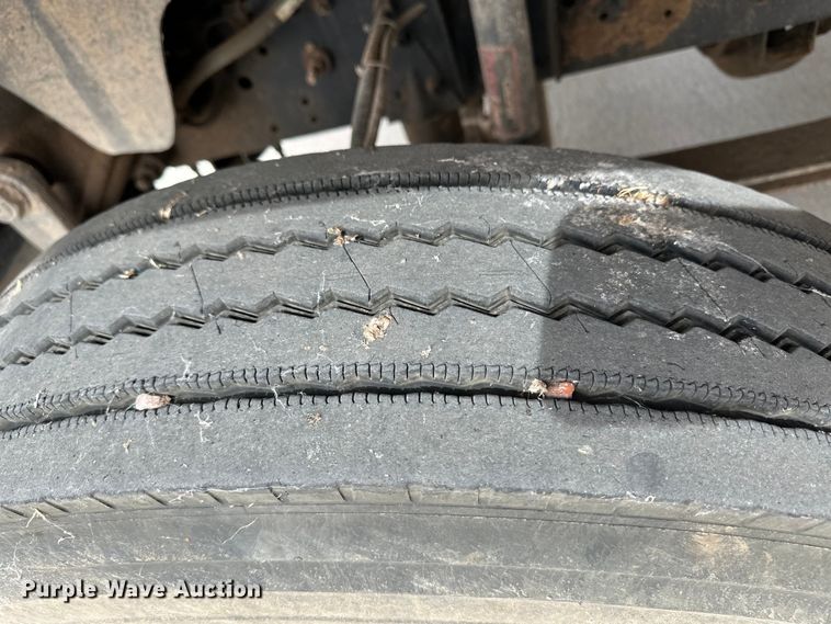 image for item OA9643 2003 Blue Bird school bus