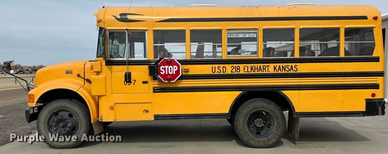 image for item OA9644 2004 Blue Bird school bus
