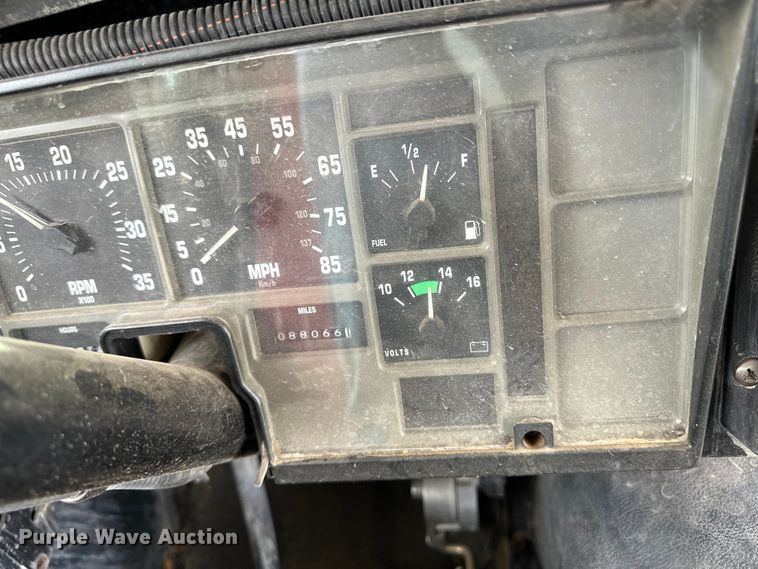 image for item OA9644 2004 Blue Bird school bus