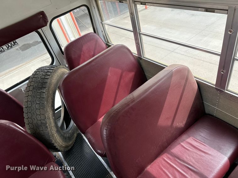 image for item OA9644 2004 Blue Bird school bus