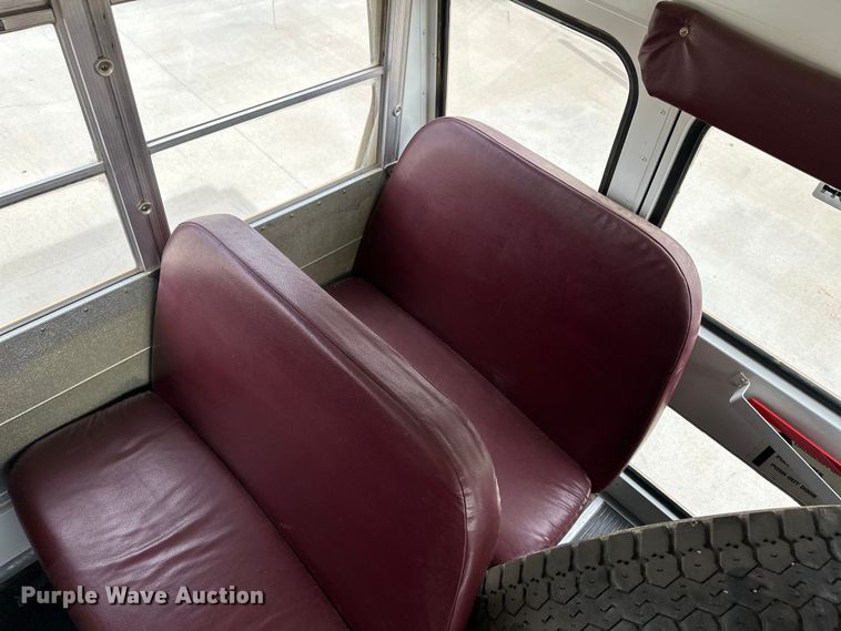 image for item OA9644 2004 Blue Bird school bus