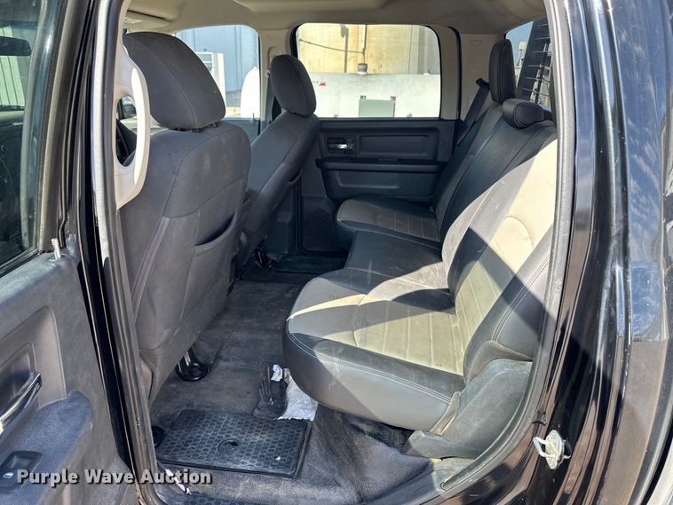 image for item OA9649 2012 Dodge Ram 1500 Crew Cab pickup truck