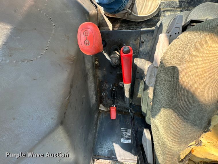 image for item OJ9583 Kubota M108S MFWD tractor