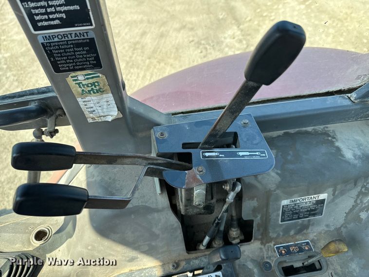 image for item OJ9583 Kubota M108S MFWD tractor