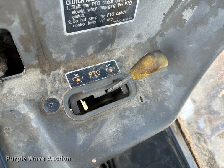 image for item OJ9583 Kubota M108S MFWD tractor