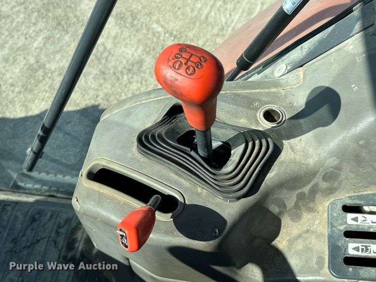 image for item OJ9583 Kubota M108S MFWD tractor