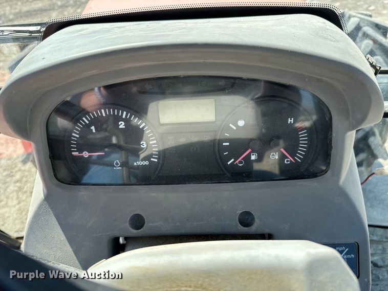 image for item OJ9583 Kubota M108S MFWD tractor