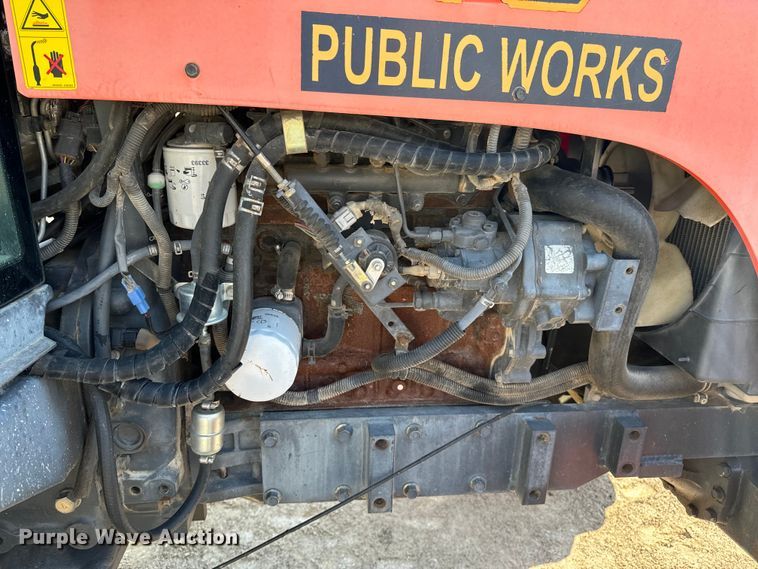 image for item OJ9583 Kubota M108S MFWD tractor