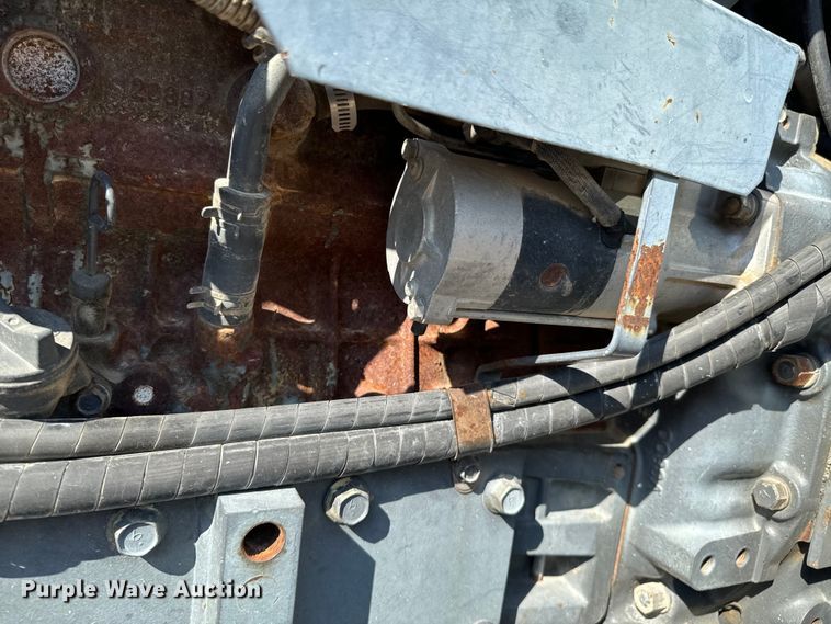 image for item OJ9583 Kubota M108S MFWD tractor