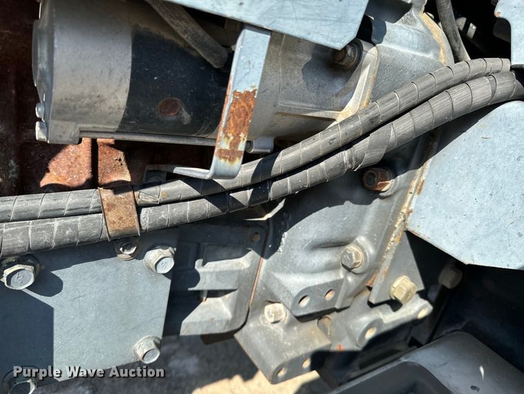 image for item OJ9583 Kubota M108S MFWD tractor