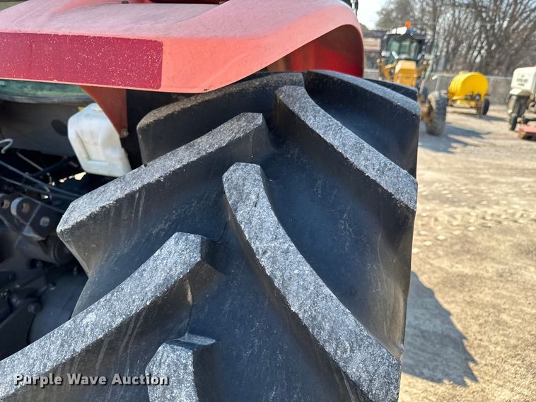 image for item OJ9583 Kubota M108S MFWD tractor