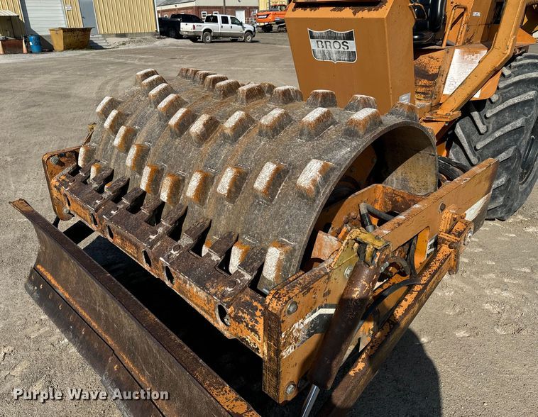 image for item OJ9585 Bros 168PB single drum vibratory roller