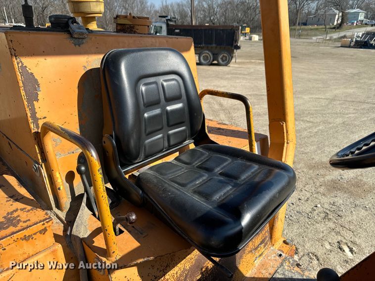 image for item OJ9585 Bros 168PB single drum vibratory roller