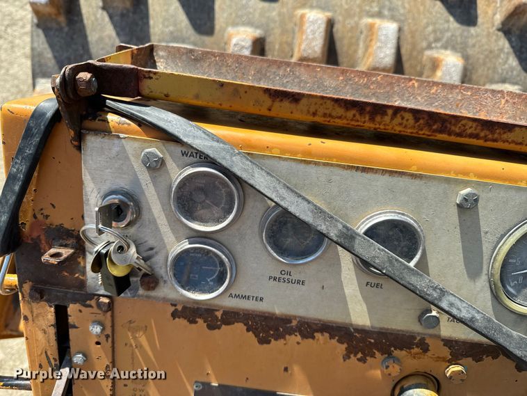 image for item OJ9585 Bros 168PB single drum vibratory roller