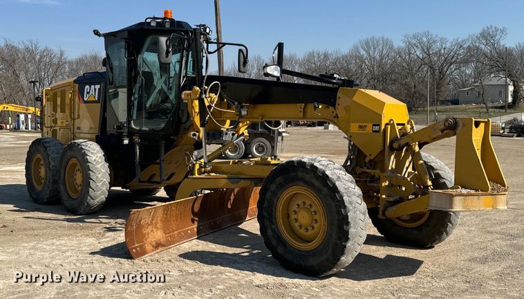 image for item OJ9586 2015 Caterpillar 120M2 motor grader