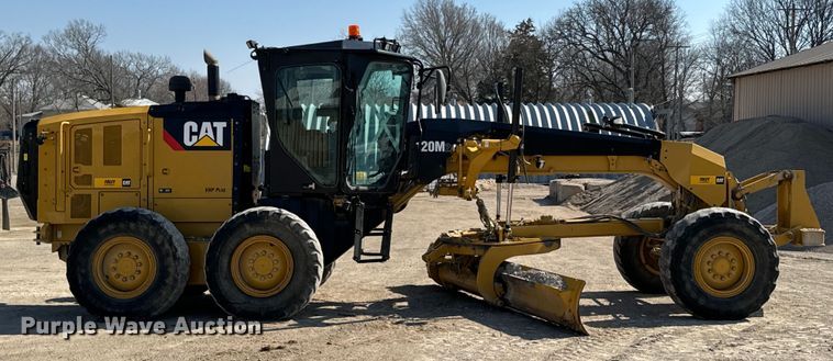 image for item OJ9586 2015 Caterpillar 120M2 motor grader