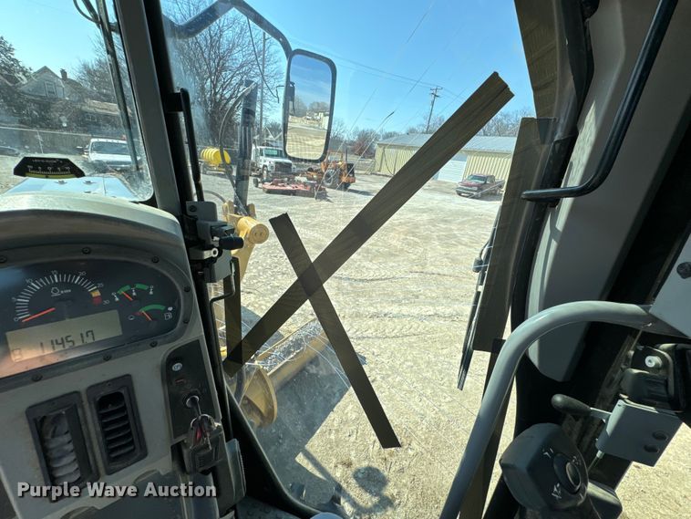 image for item OJ9586 2015 Caterpillar 120M2 motor grader