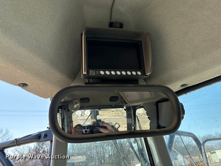 image for item OJ9586 2015 Caterpillar 120M2 motor grader