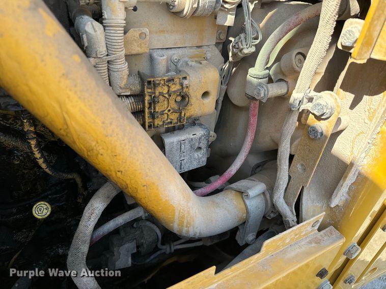 image for item OJ9586 2015 Caterpillar 120M2 motor grader