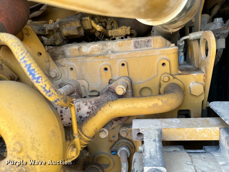 image for item OJ9586 2015 Caterpillar 120M2 motor grader