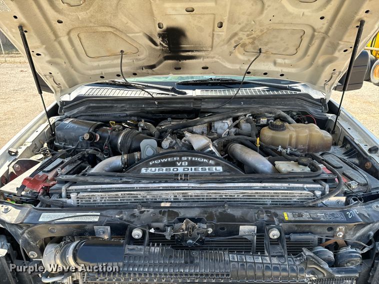 image for item OJ9588 2009 Ford F450 Super Duty XL flatbed truck