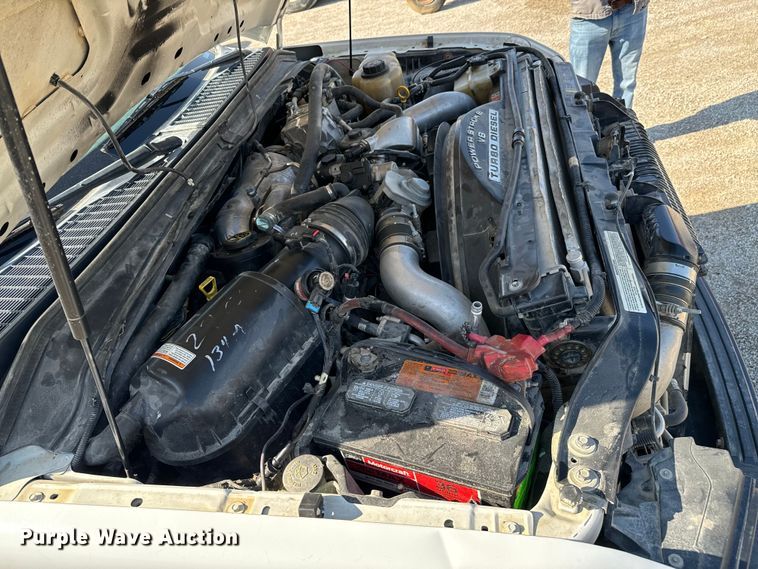 image for item OJ9588 2009 Ford F450 Super Duty XL flatbed truck