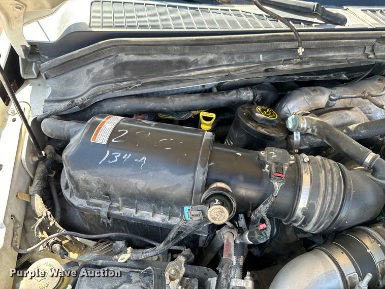 image for item OJ9588 2009 Ford F450 Super Duty XL flatbed truck