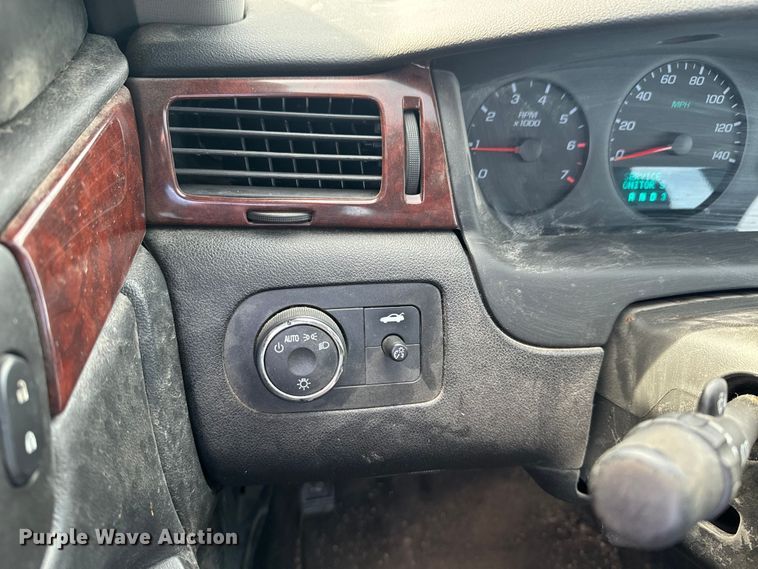 image for item OJ9657 2008 Chevrolet Impala LS 