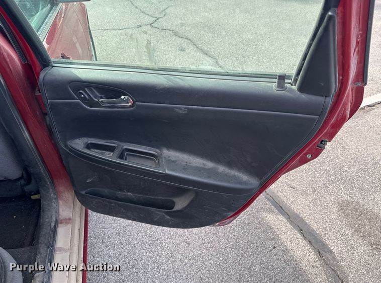 image for item OJ9657 2008 Chevrolet Impala LS 