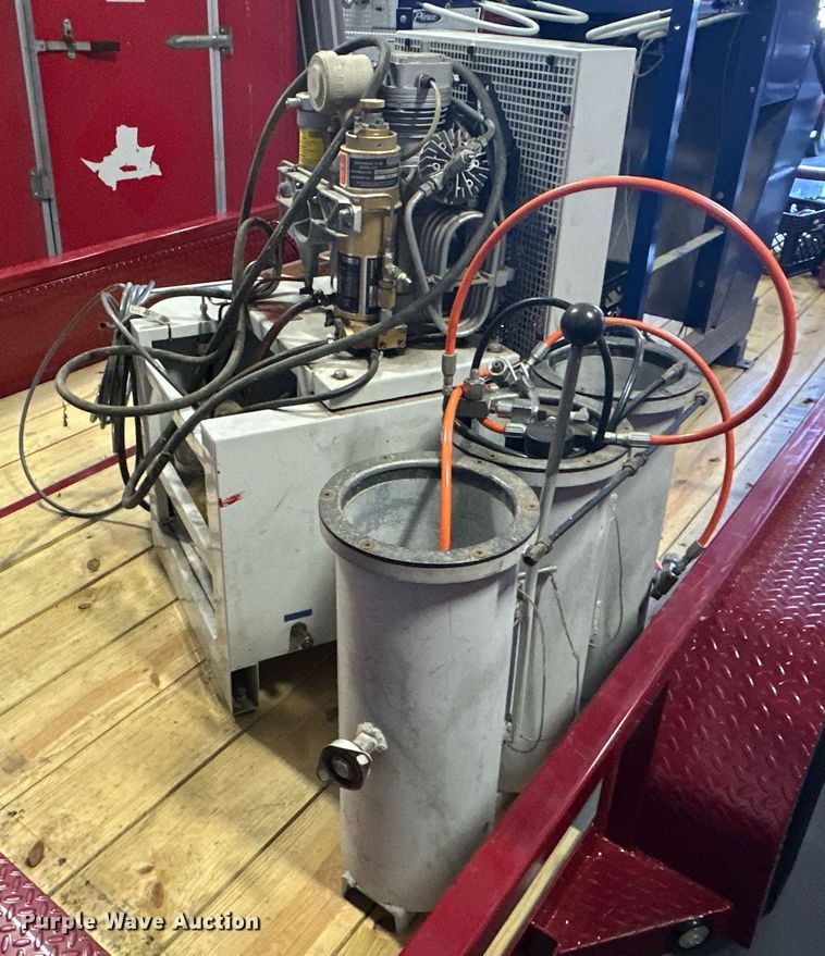 image for item OM9912 1997 Bauer MV-E1 SCBA air compressor