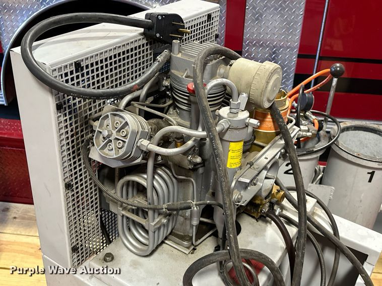 image for item OM9912 1997 Bauer MV-E1 SCBA air compressor