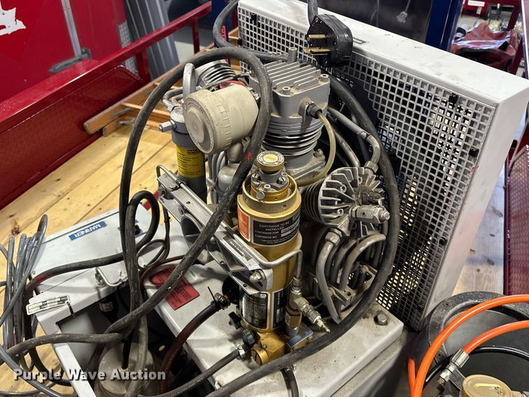 image for item OM9912 1997 Bauer MV-E1 SCBA air compressor
