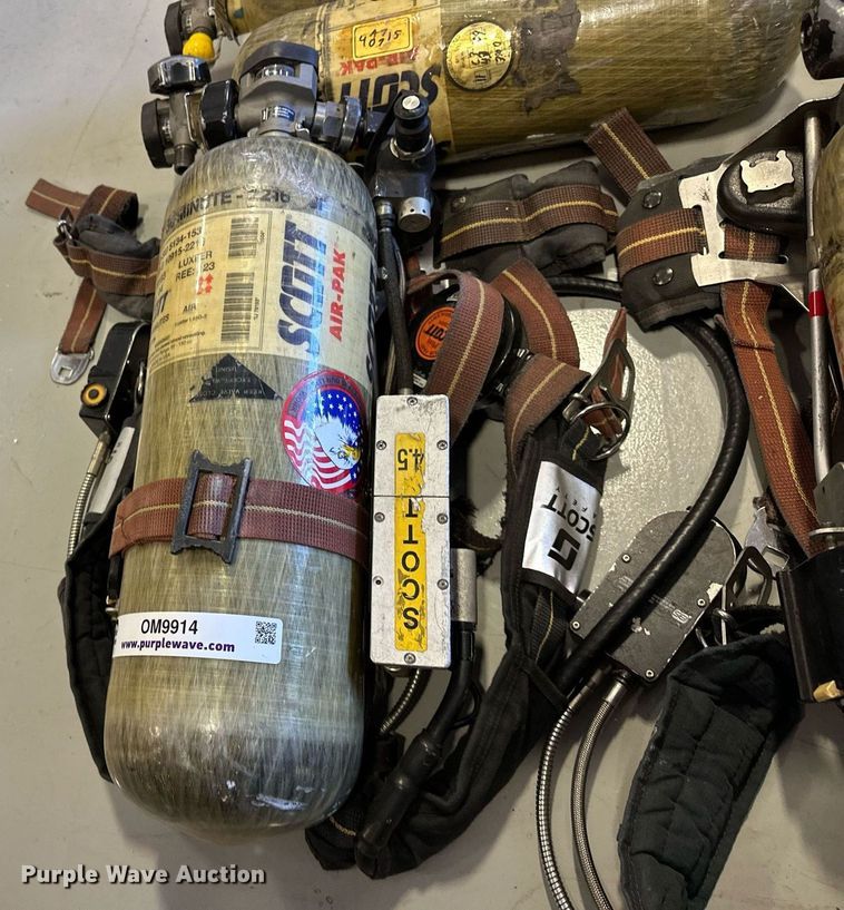 image for item OM9914 Scott  Air-Pak  SCBA tanks