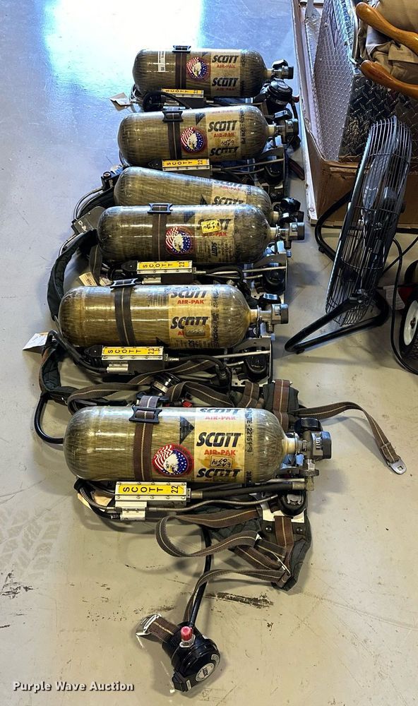 image for item OM9915 Scott  Air-Pak  SCBA tanks